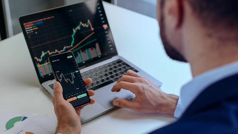 Panel de control de trading de Luzorix Fundaris AI